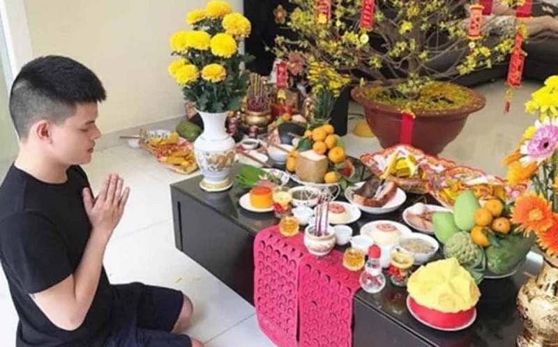 Chuẩn bị mâm cỗ cúng nhập trạch nhà chung cư