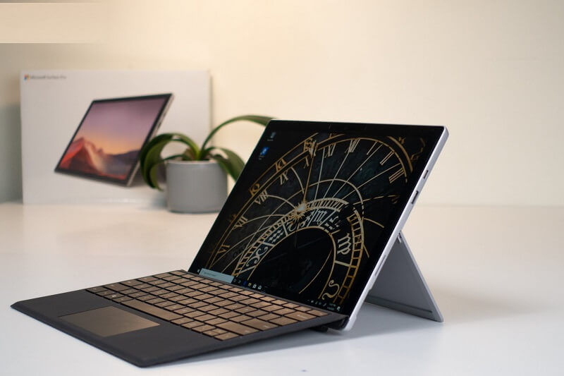 Các dòng sản phẩm Surface đều nổi trội trong từng phân khúc giá