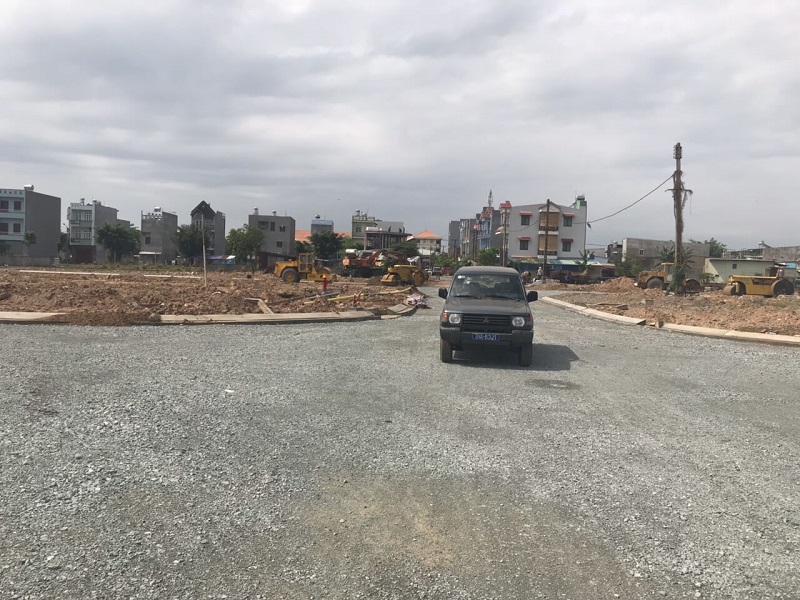 Mua bán chuyển nhượng đất giao thông