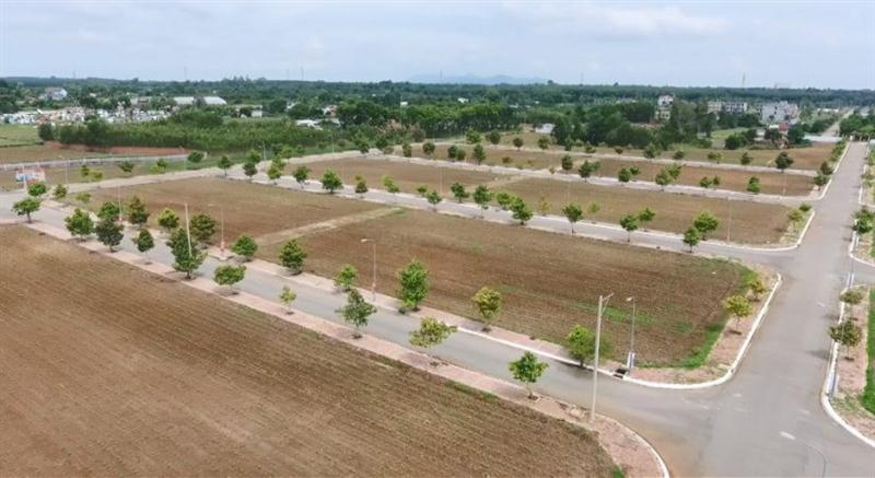 Nên mua đất dự án hay đất dân