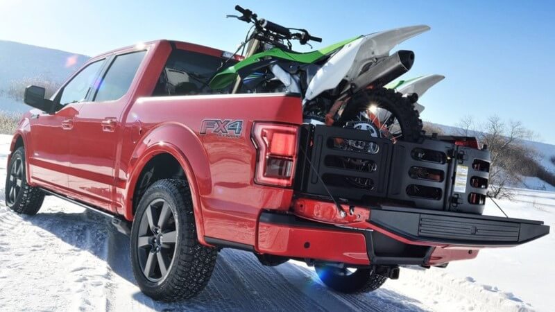 Nhu cầu vận chuyển xe máy bằng xe bán tải ngày càng tăng cao