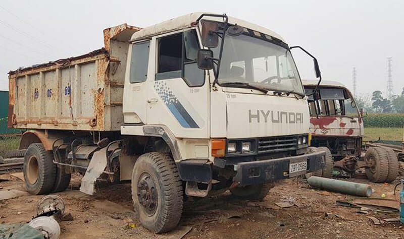 Xem năm sản xuất qua các thông số kỹ thuật