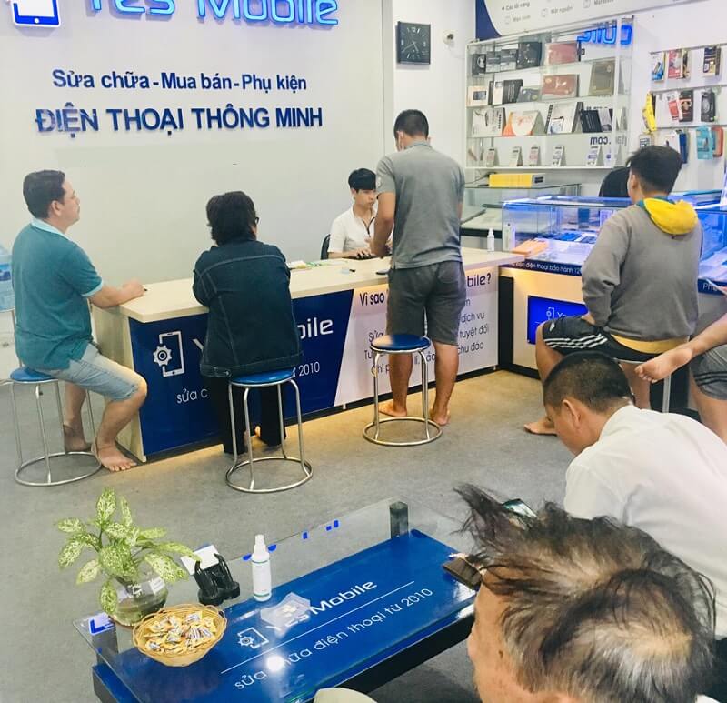 Khắc phục tại các trung tâm sửa chữa di động