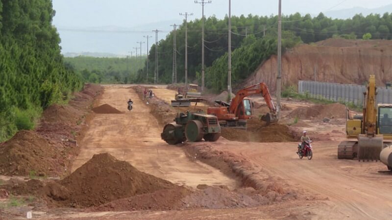 Đất sản xuất vật liệu xây dựng và đồ gốm