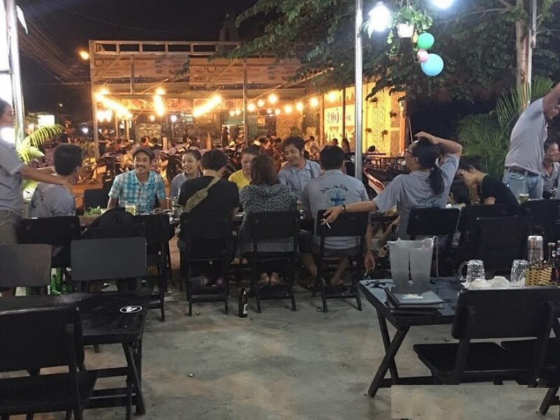 Hoạt động sang quán diễn ra sôi động và phổ biến