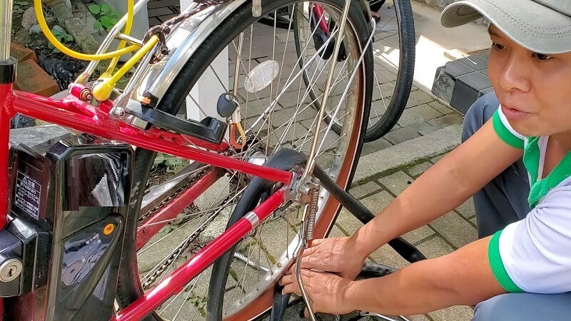 Ở Nhật có rất ít tiệm sửa xe đạp