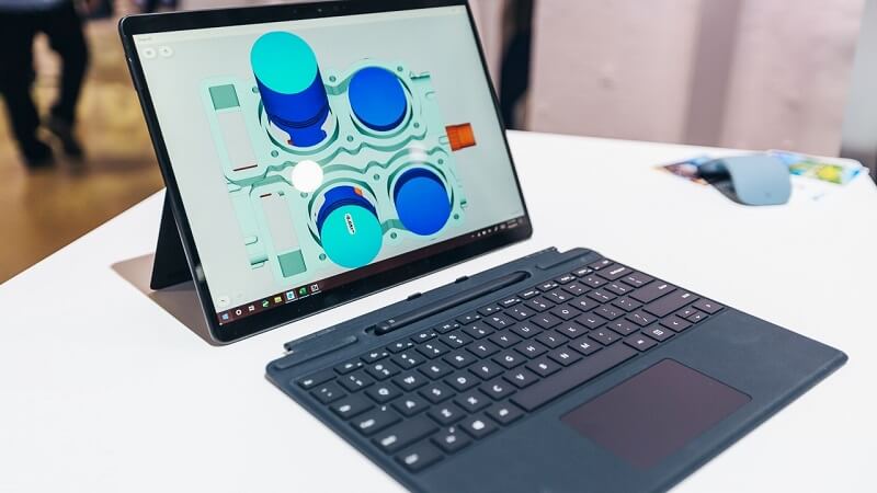 Surface Pro là dòng sản phẩm cao cấp của Microsoft