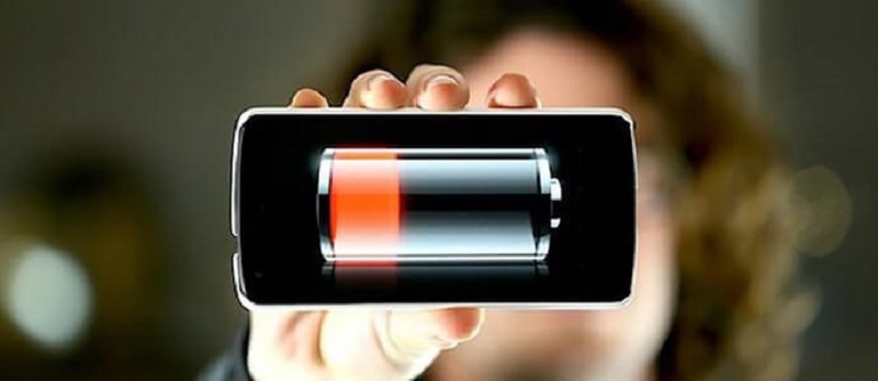 Tại sao điện thoại Samsung sạc pin chậm