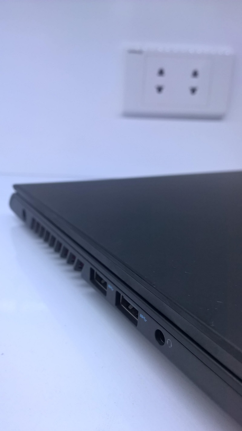 Vệ sinh và cắm lại