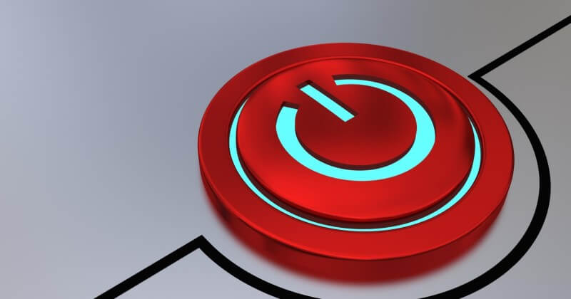 Người dùng cần tắt nguồn laptop