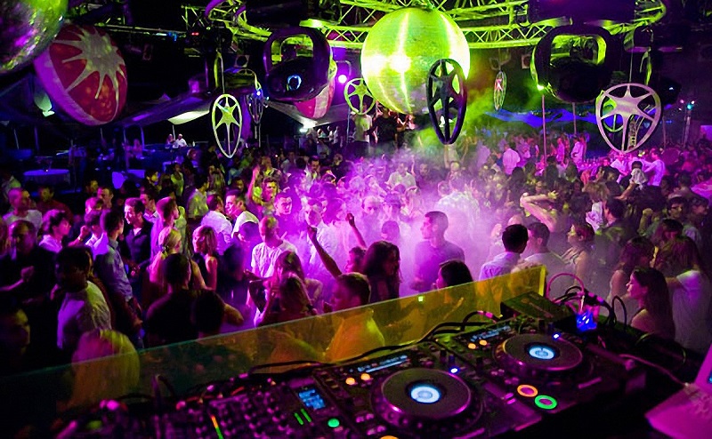 Tính chất của bar -  thông tin tuyển dụng phục vụ bar quận 1