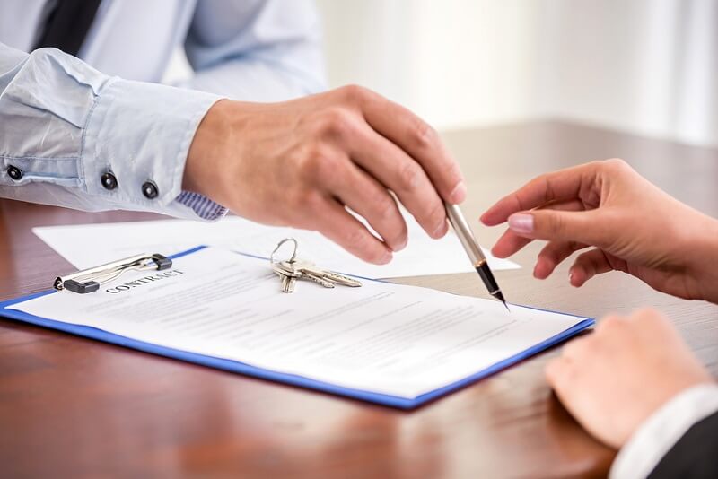 Hợp đồng môi giới hoa hồng bất động sản có tính rủi ro cao