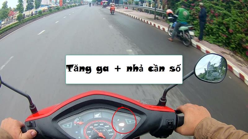 Lái xe với tốc độ an toàn