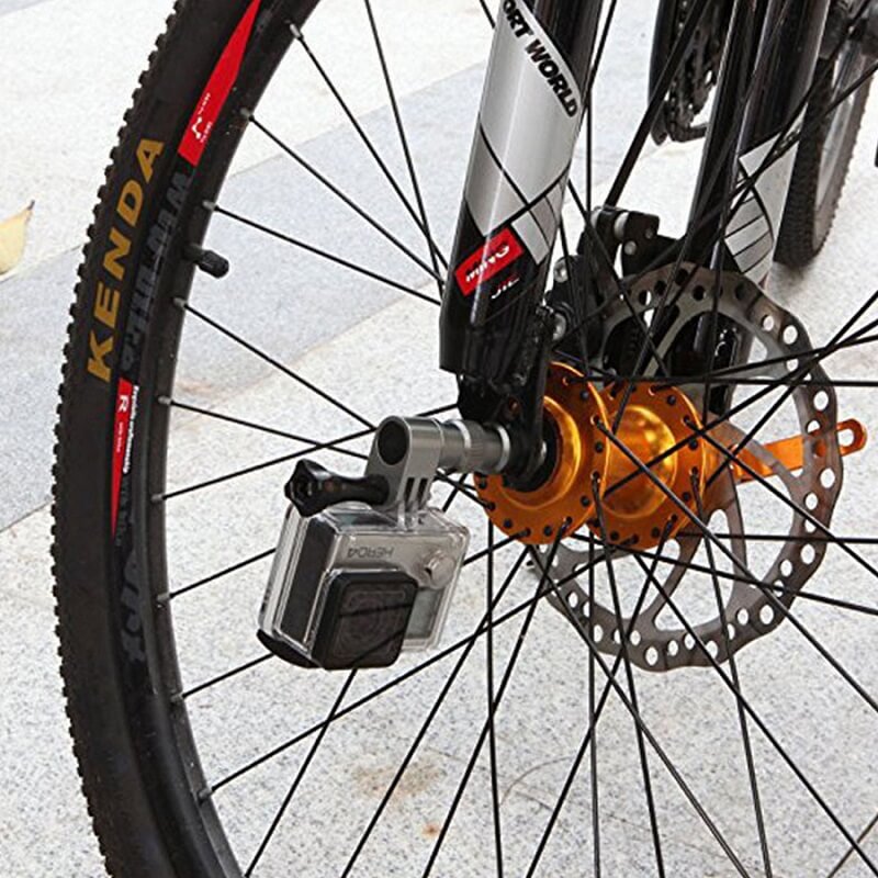 Trục xe kết nối với bánh xe