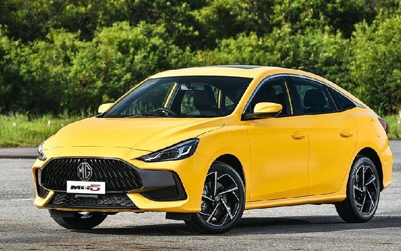 Nam tuổi Tý 1984 nên mua xe mào gì? 