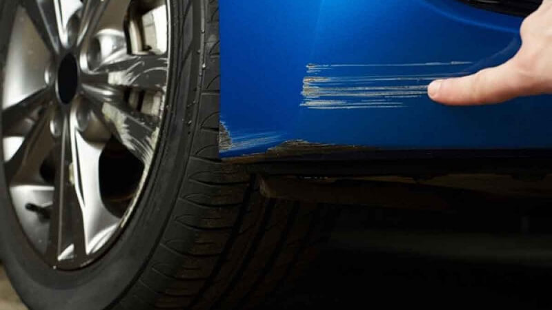 Tự làm mờ vết xước sơn xe ô tô tại nhà