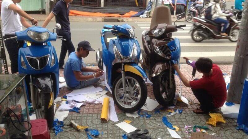 Các đối tượng thường bán các loại xe xuống cấp, gắn mác "xe liên doanh"