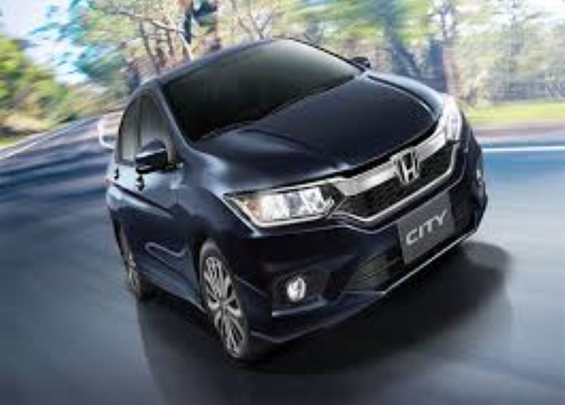 Những nhược điểm của xe hơi màu đen