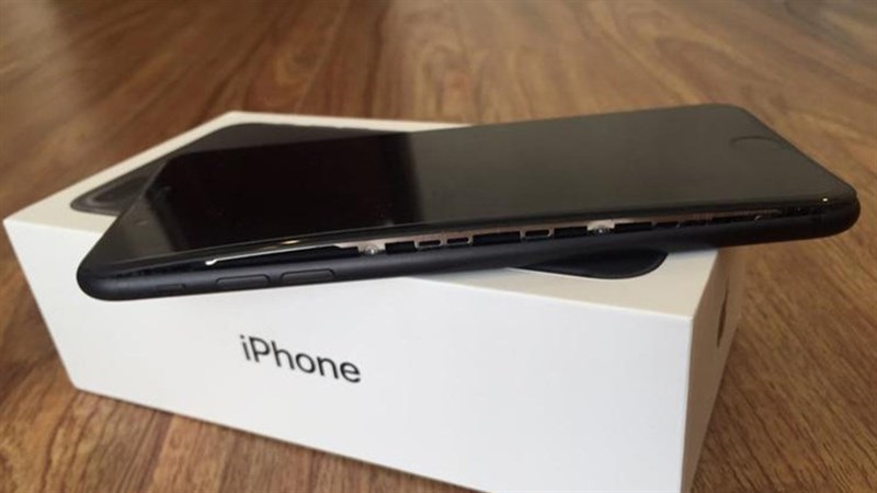 Cách nhận biết pin điện thoại bị phồng