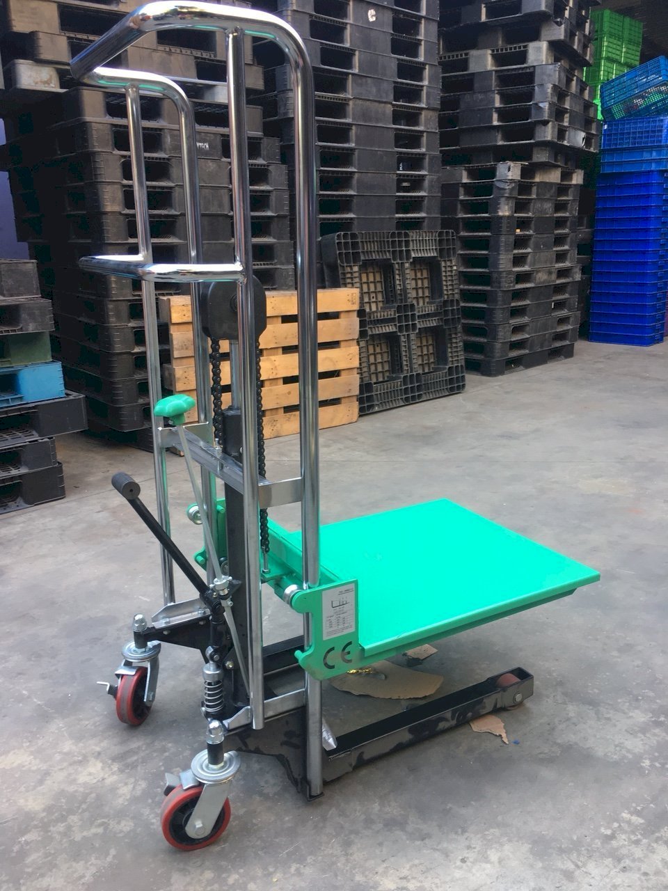 Xe nâng tay cao 1 tấn cao 2m hiệu eplift