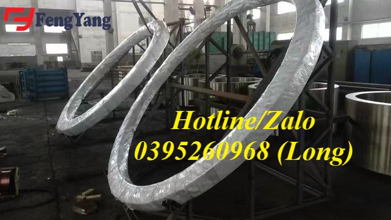 Vòng Rèn bề mặt thô hoặc tiện sáng, đảm bảo độ cứng, dung sai...