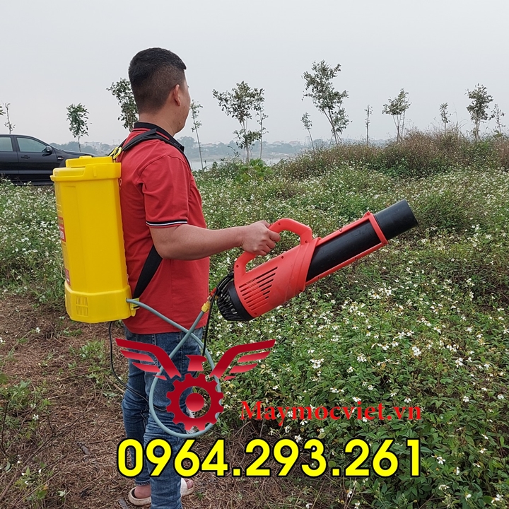 Máy phun thuốc Turbo BA6 trị bệnh lở cổ rễ cho cây trồng