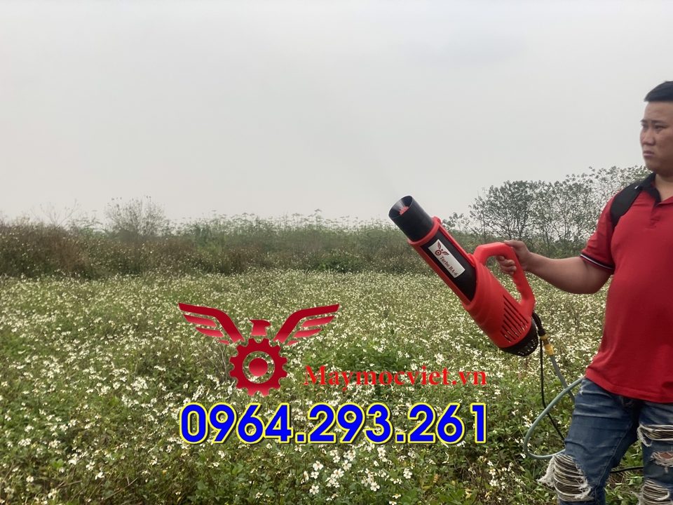 Máy phun thuốc Turbo BA6 trị bệnh lở cổ rễ cho cây trồng