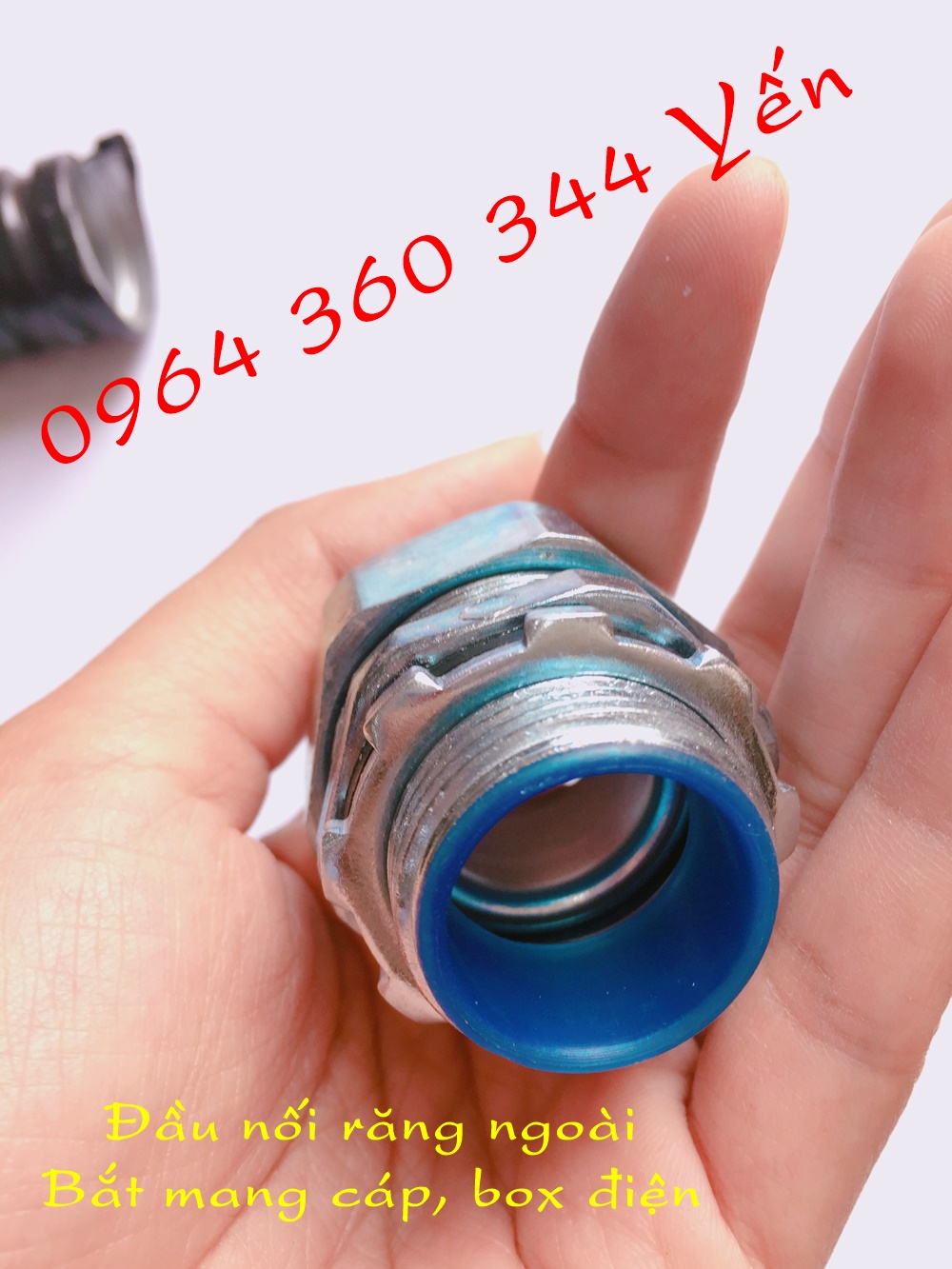 Ống luồn dây điện lõi thép bọc nhựa PVC đen giá rẻ