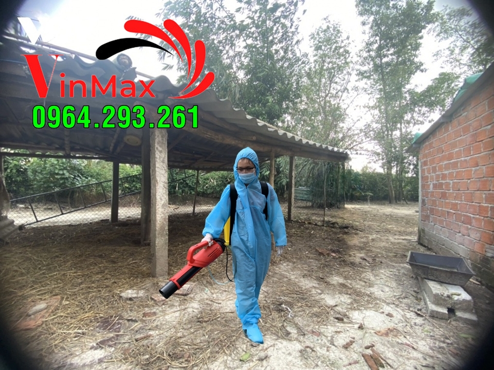 Máy phun sát trùng chuồng nuôi phòng tránh bệnh cúm tai Phú Thọ
