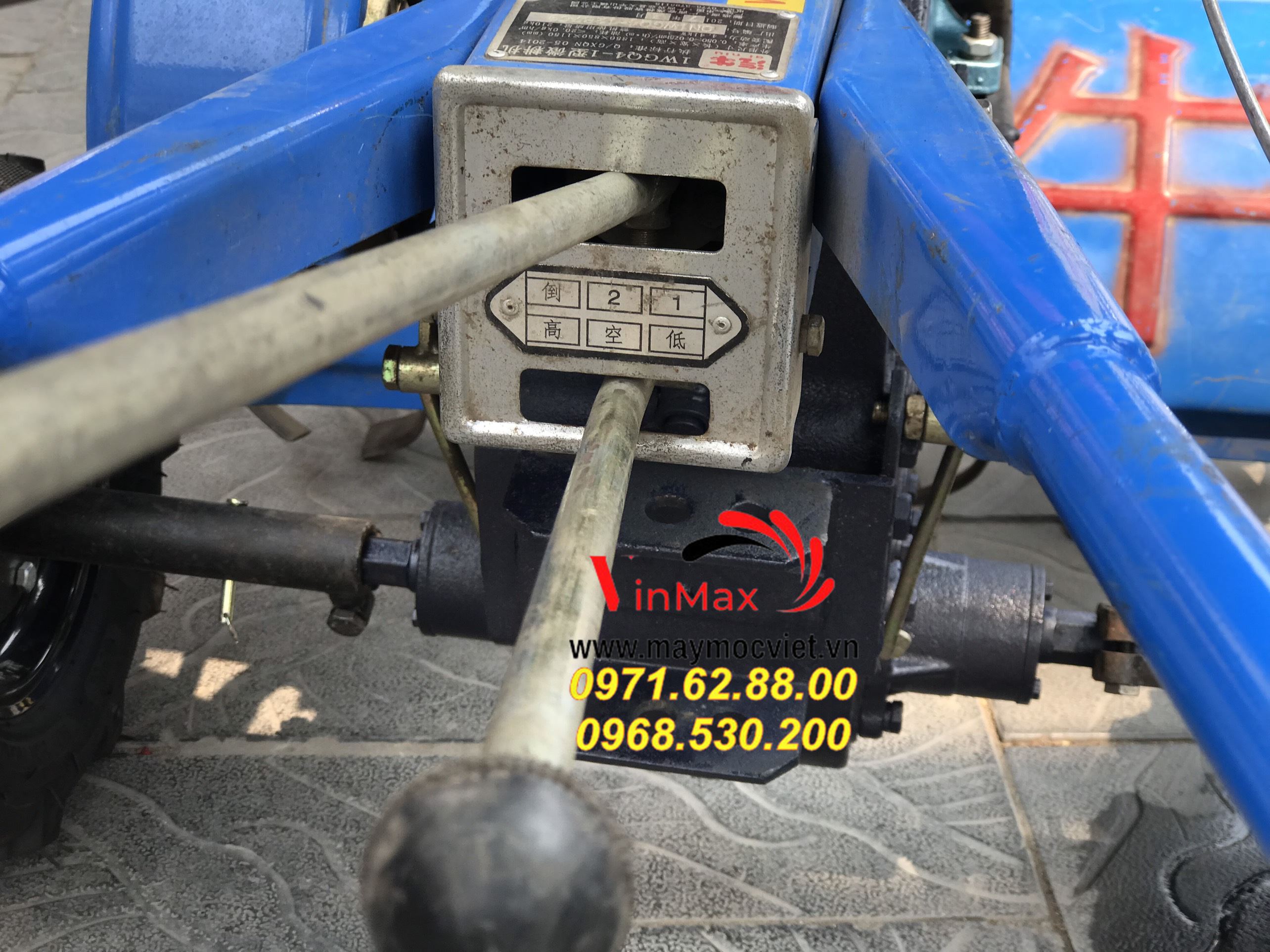 Máy cày bừa chạy dầu giá rẻ tại hà Nội bảo hành 12 tháng