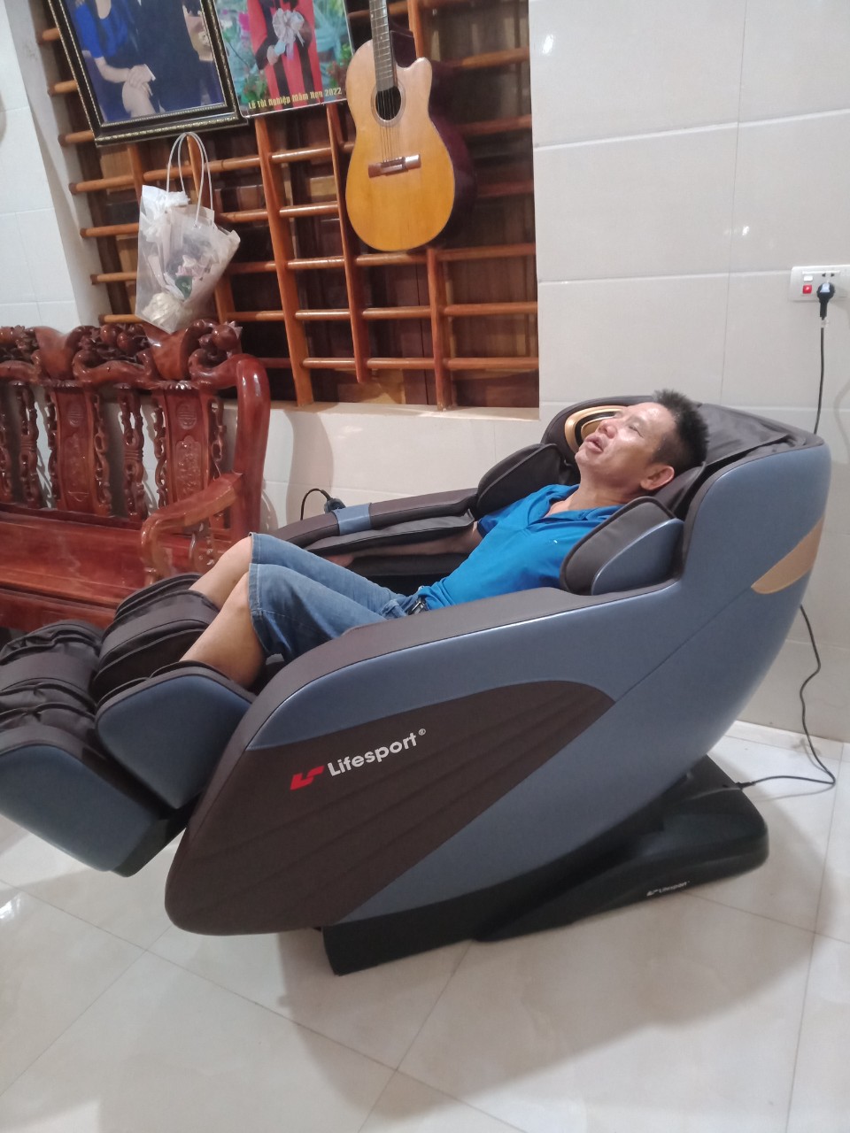 Vững Vàng Sức Khỏe  với Ghế Massage Lifesport LS-2900