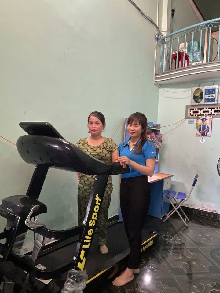 Thế thao vui khỏe cùng với máy chạy bộ Lifesport LS-7