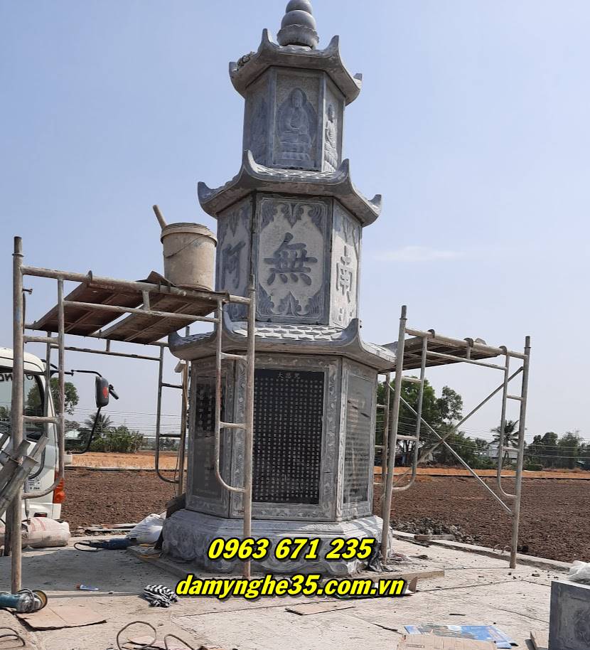 Mẫu mộ tháp bằng đá nguyên khối chất lượng nhất bán tại Đồng Nai
