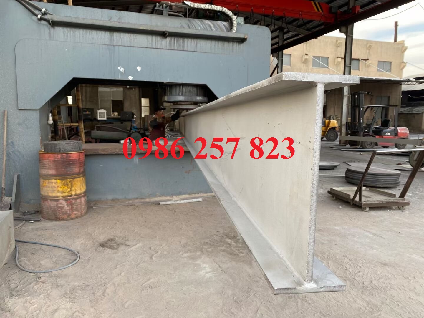 Cung cấp thép hình U, I, V Inox 304 số lượng lớn, giá tốt