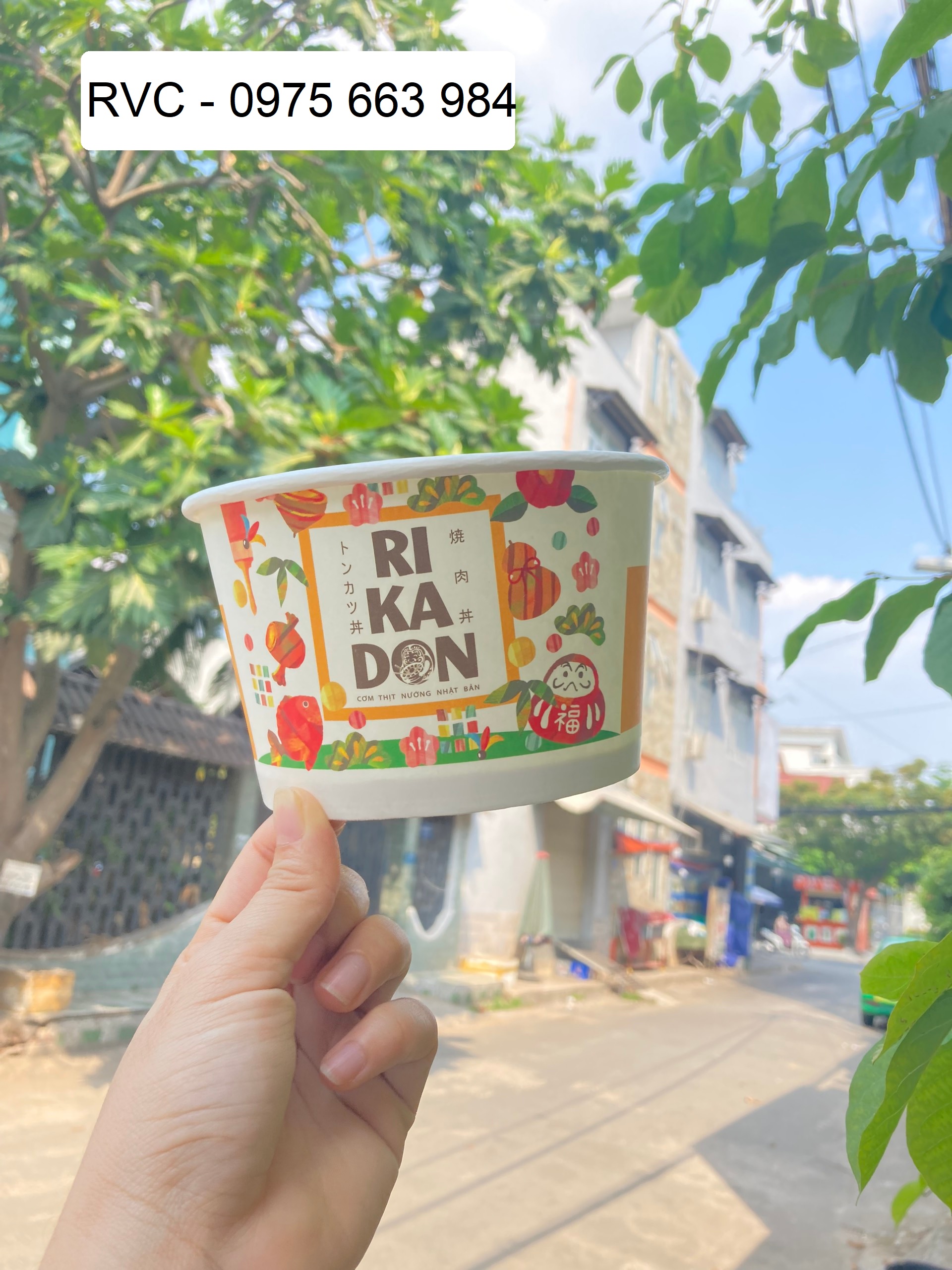 Tô giấy đựng thức ăn sử dụng rộng rãi trong đời sống hiện nay