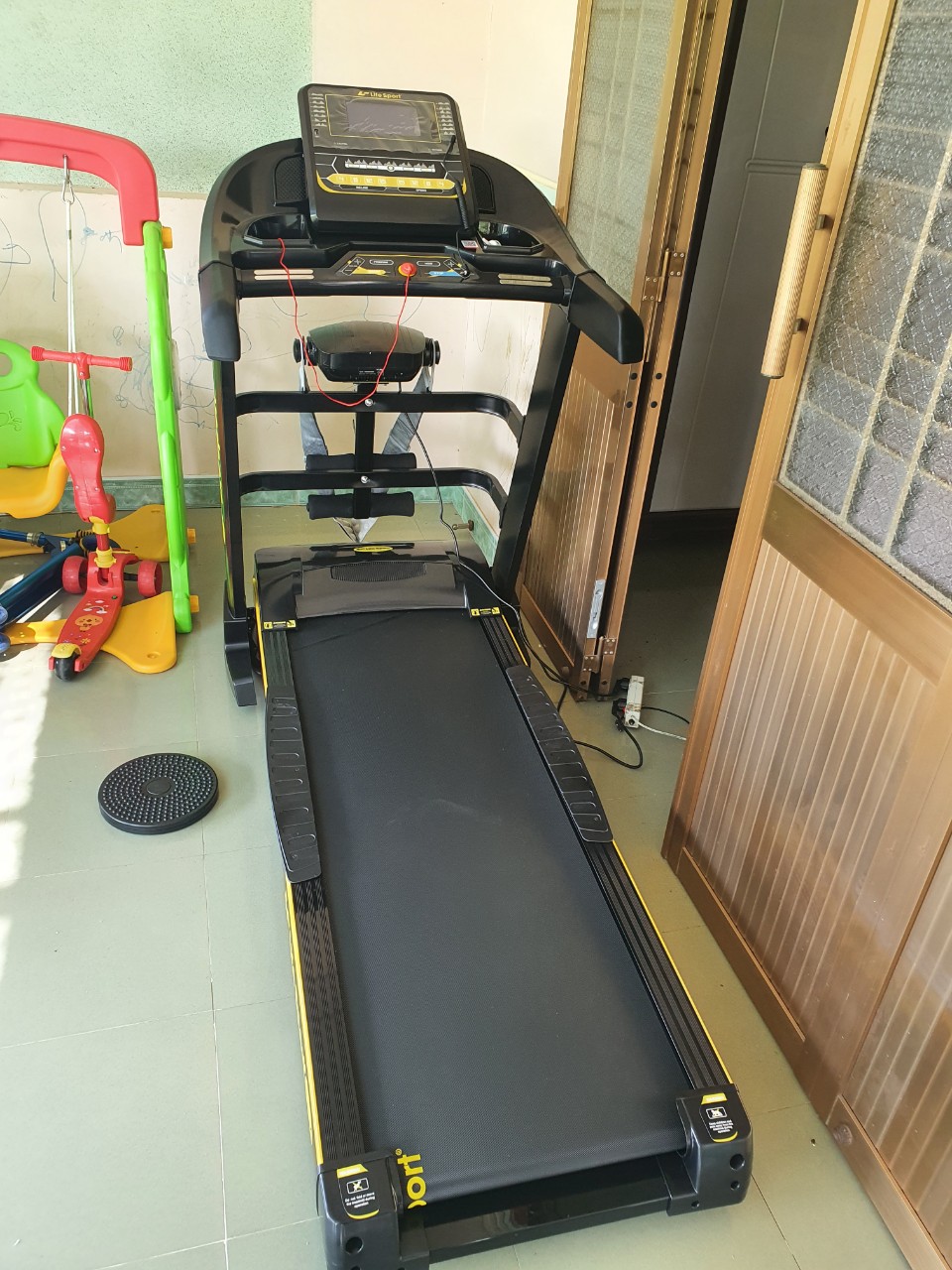 Giảm ngay 39% khi mua Máy chạy bộ Lifesport Ls-7