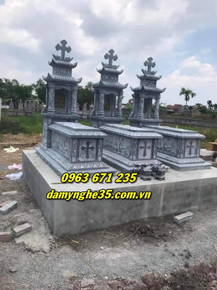 Mẫu mộ công giáo bằng đá nguyên khối giá rẻ bán tại Đồng Nai