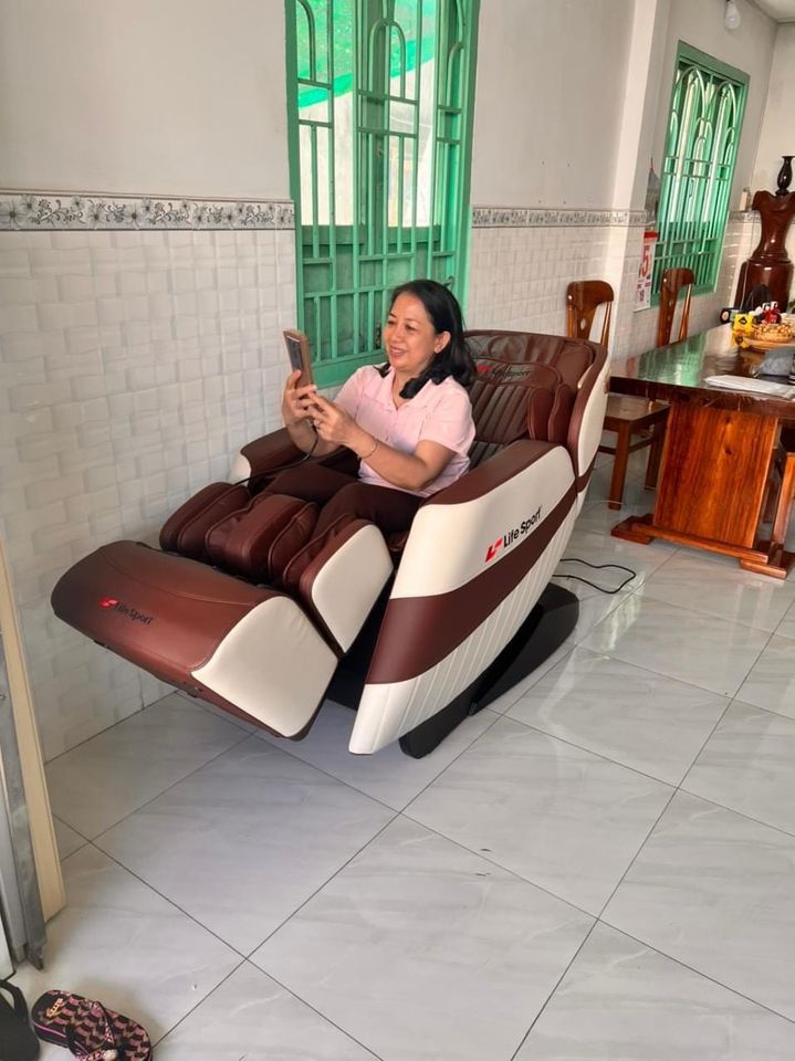Ghế massage Lifesport Ls-789 - Sale chạm đáy - Giảm 56%