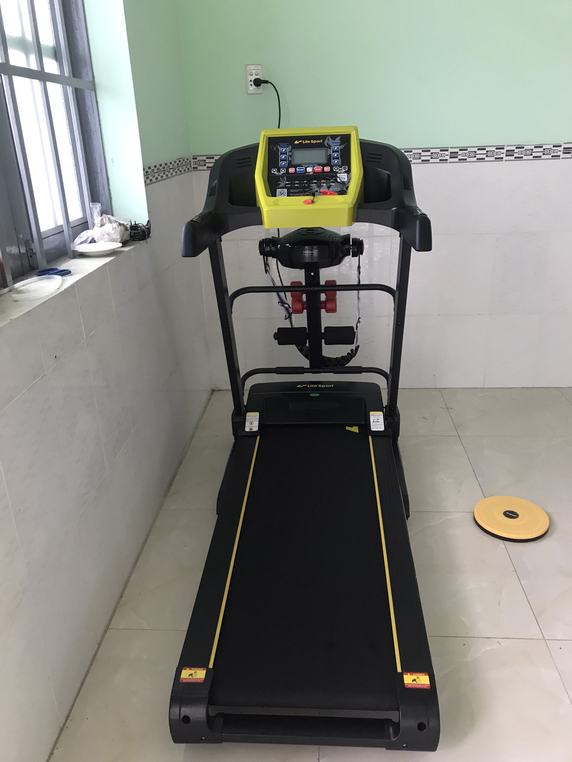 Máy chạy bộ Lifesport LS-4000 Plus - Giá rẻ nhất thị trường