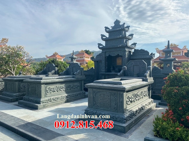 Top 6 mẫu mộ đá xanh rêu cao cấp đẹp nhất hiện nay