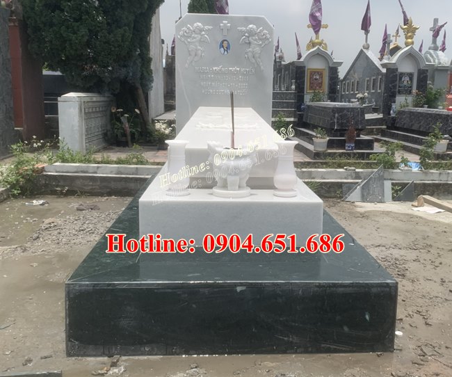 Lắp đặt mộ công giáo đá trắng đẹp tại Vĩnh Bảo Hải Phòng