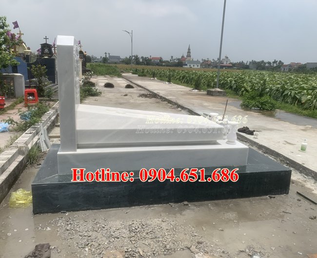 Lắp đặt mộ công giáo đá trắng đẹp tại Vĩnh Bảo Hải Phòng