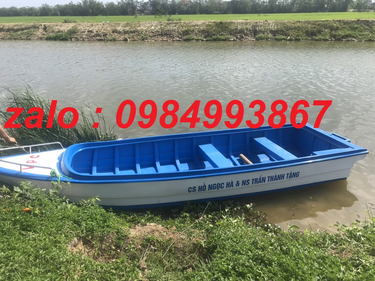 Vỏ lãi ,thuyền composite có thể gắn máy 3,6mx1,3mx0,5m 3,5m x1,1m x0,4