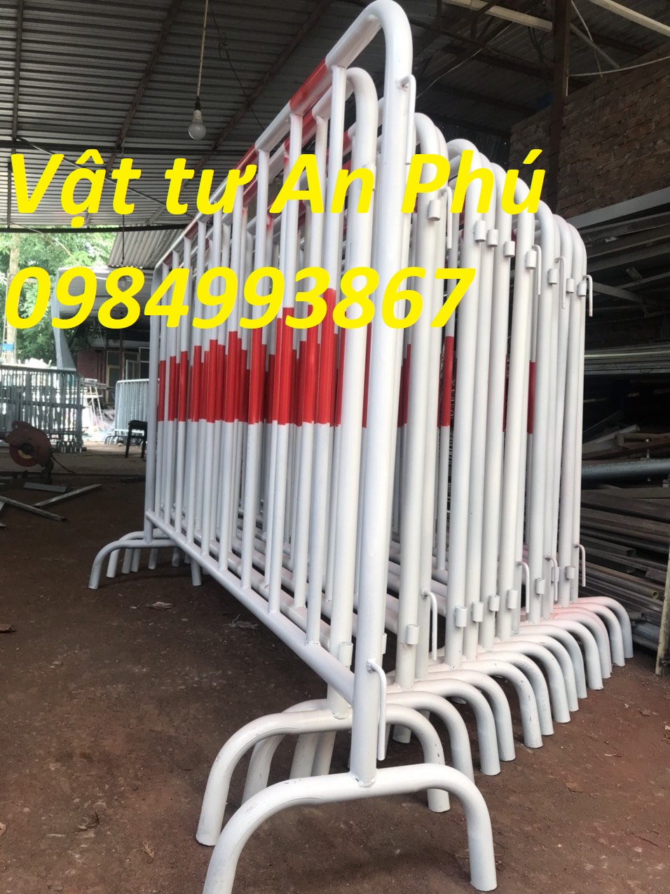 Khung hàng rào ngăn sự kiện ,kích thước 1m2 x2m màu sơn theo yêu cầu