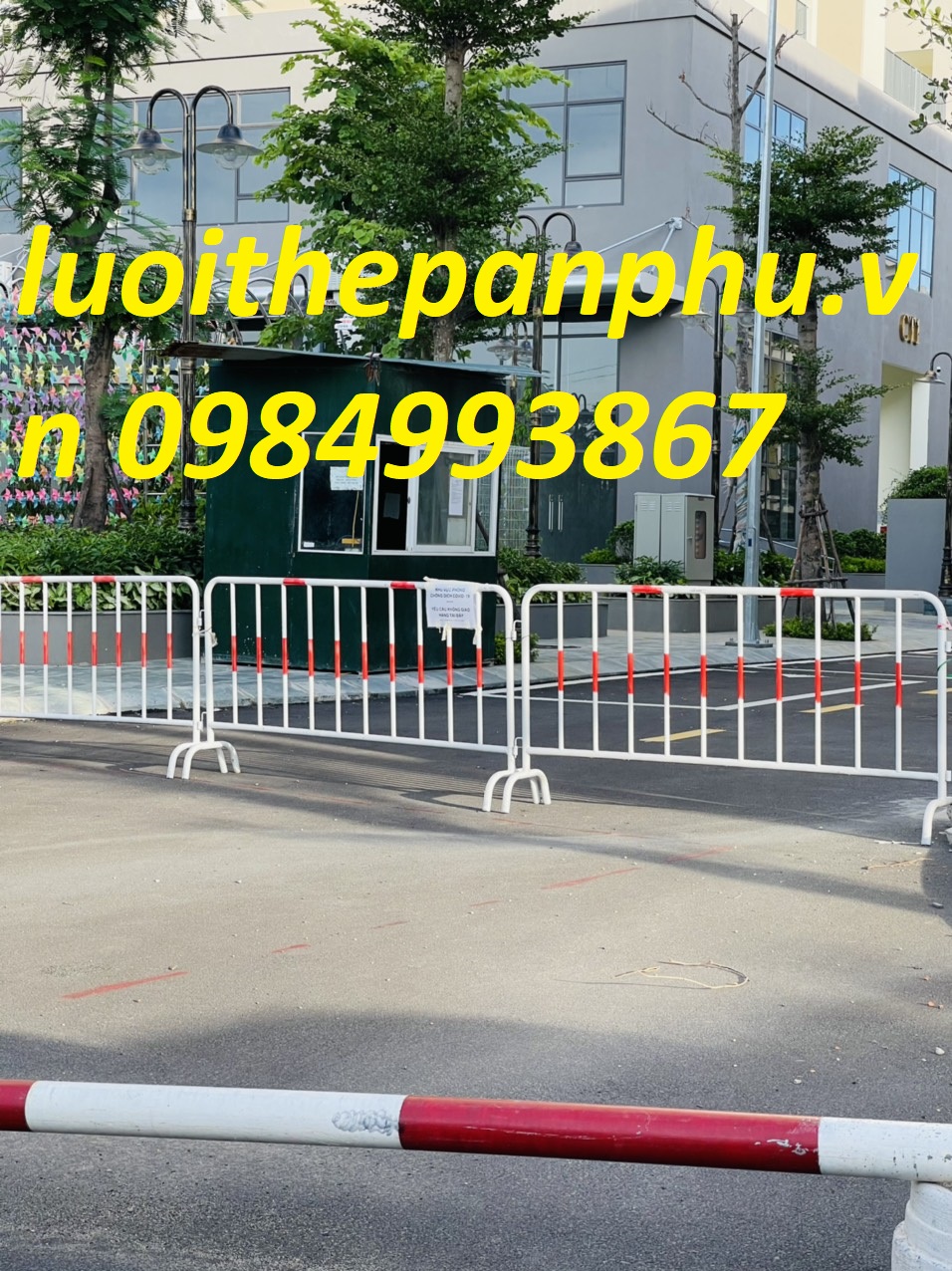 Khung hàng rào ngăn sự kiện ,kích thước 1m2 x2m màu sơn theo yêu cầu