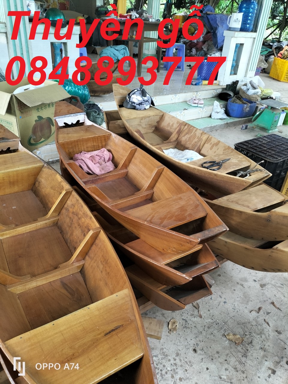 Thuyền Gỗ trang trí thuyền gỗ bày hải sản