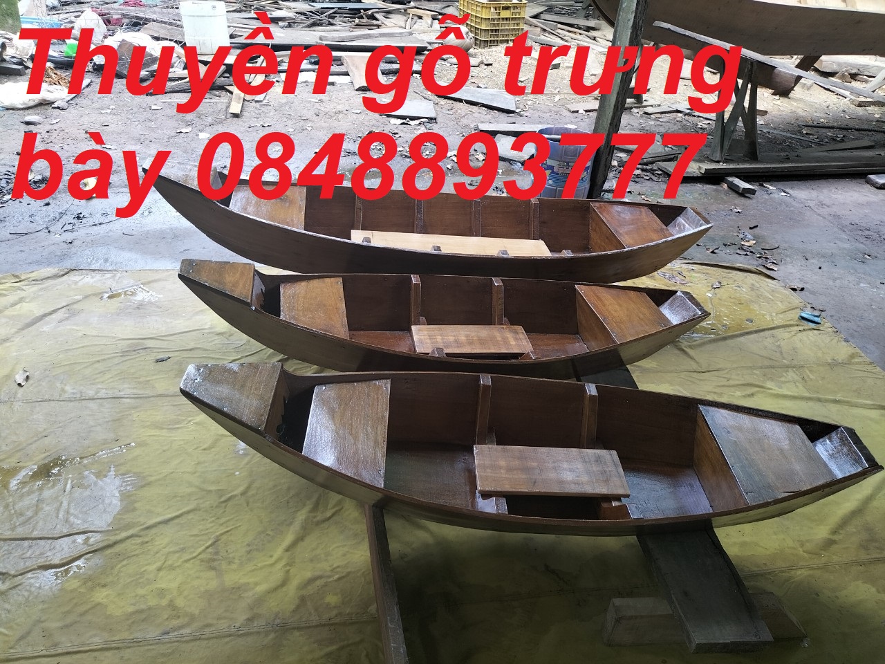 Thuyền Gỗ trang trí thuyền gỗ bày hải sản