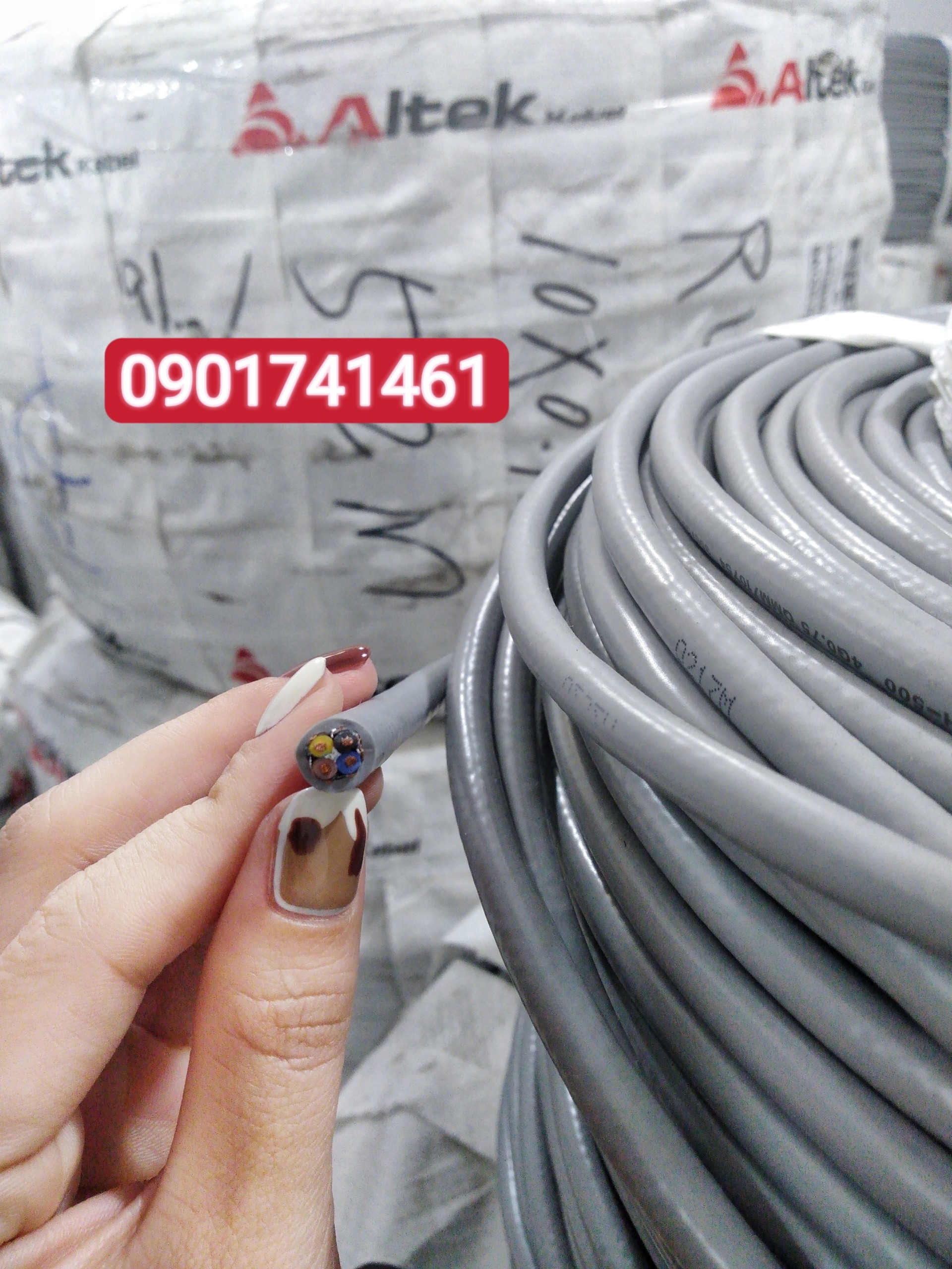 Cáp điều khiển 4 lõi 0.5mm, 0.75mm, 1.0mm, 1.5mm