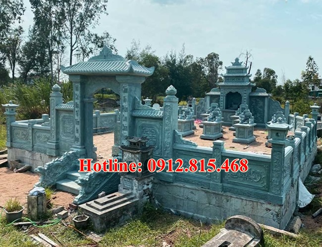 Khuôn viên khu lăng mộ đá đẹp tại Sóc Trăng - 83 mẫu lăng mộ giá đình