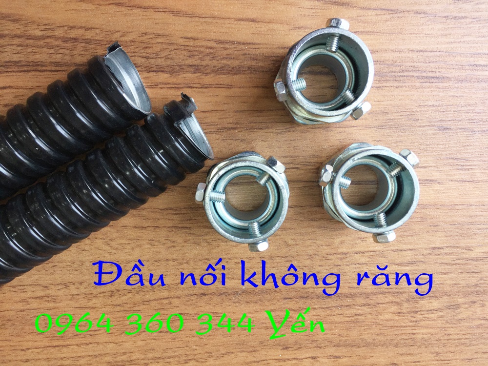 Đầu nối ống ruột gà lõi thép với ống EMT